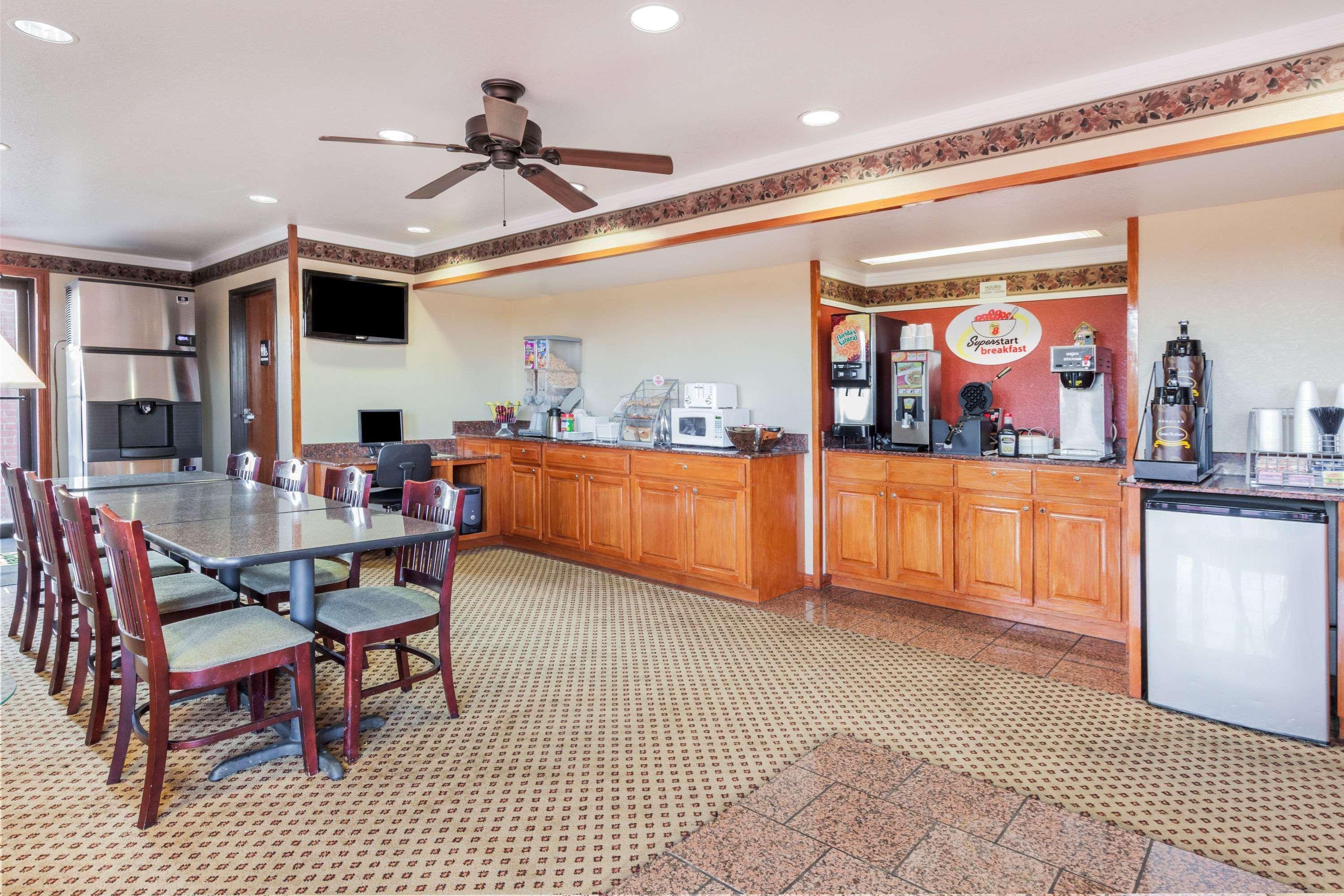 Super 8 By Wyndham Mount Vernon Extérieur photo
