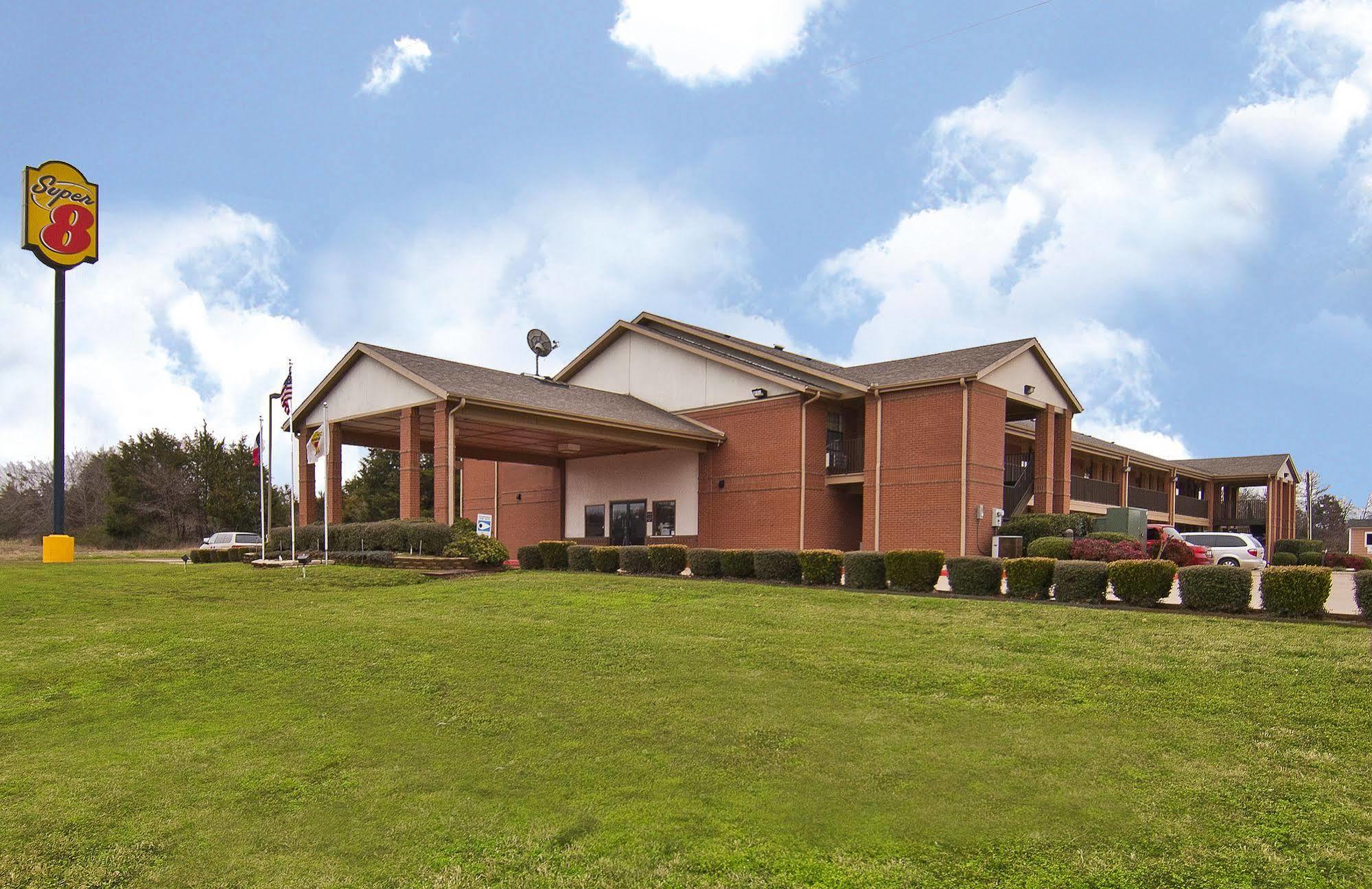 Super 8 By Wyndham Mount Vernon Extérieur photo