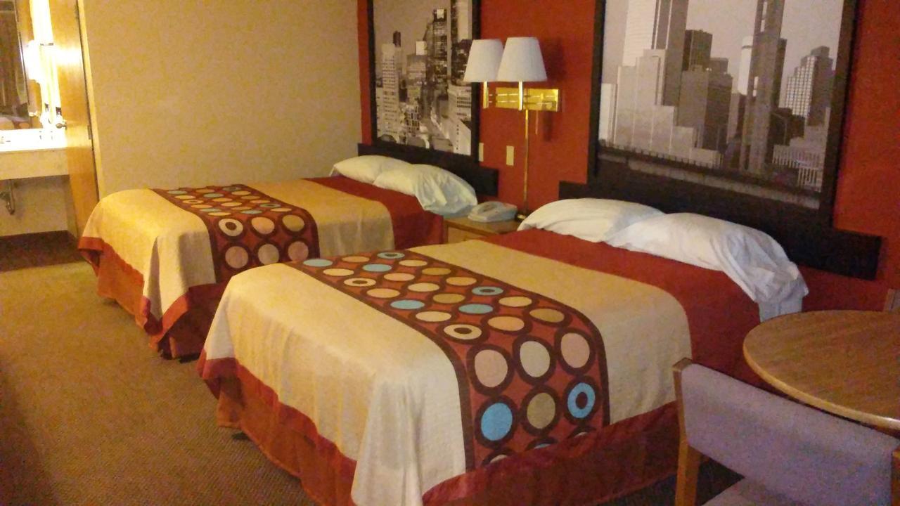 Super 8 By Wyndham Mount Vernon Extérieur photo